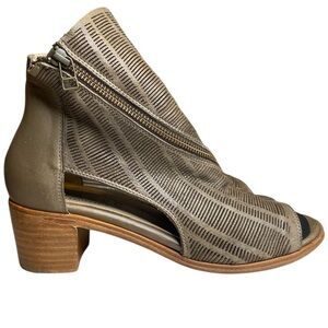 Baske Anthropologie California Azalea Leather Angle Zip Bootie Women’s Size 8